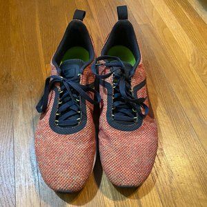 Nike Lunarestoa 2 SE Running Shoe